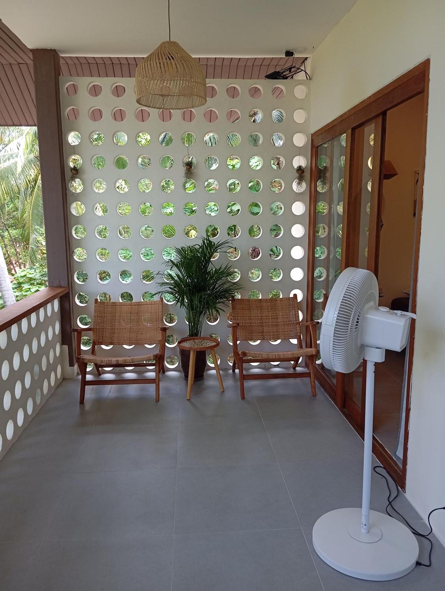 Crocus Garden Villa Хаад Яо Екстериор снимка